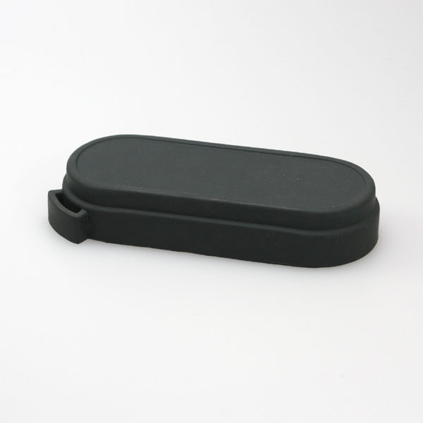 Binocular eyepiece rainguard in black and green rubber